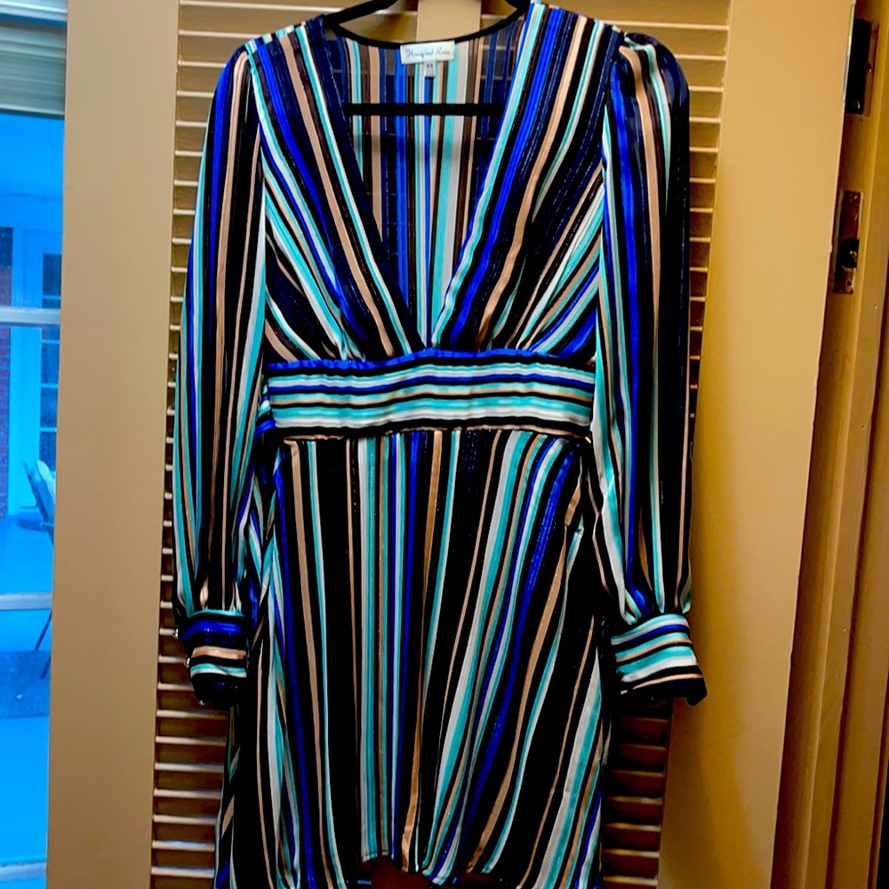 Long sleeve multicolor short dress size xs